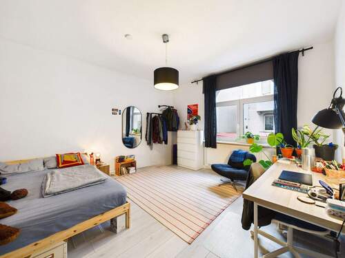 Zimmer 2 - Etagenwohnung mit 70,40 m&sup2; in Stuttgart zum Kaufen