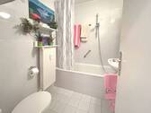 Modernes Badezimmer - 