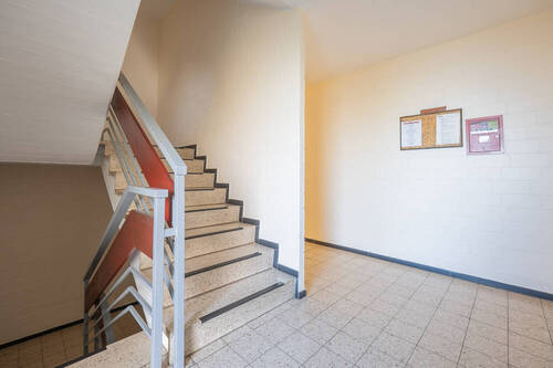 Treppenhaus - 2 Zimmer Etagenwohnung zum Kaufen in Reppenstedt