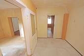 Durchgangszimmer im EG - 9 Zimmer Doppelhaushälfte in Wittenberg