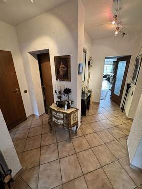 Flur - Weitwinkel - 5 Zimmer Etagenwohnung zum Kaufen in Herdecke