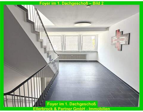 Foyer 1. Dachgeschoß - Bild 2 - 