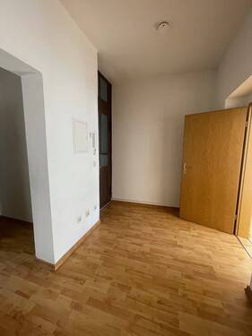 Flur - 3 Zimmer Etagenwohnung in Görlitz