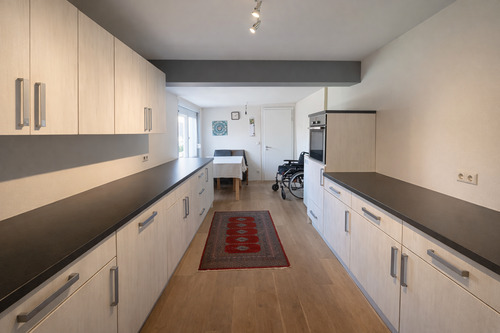 EG Küche - 4 Zimmer Doppelhaushälfte in Königsbach- Stein