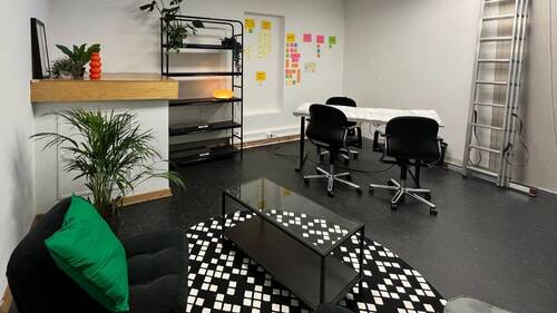 Eigener Büroraum - Privater Büroraum in Köln - 24 qm, 247 Zugang, Top-Ausstattung