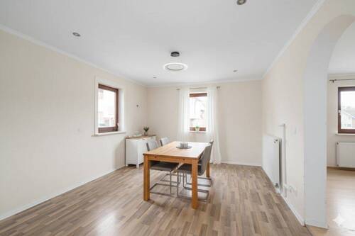 So könnte es aussehen! - KI generiert - Einfamilienhaus mit 140,80 m² in Neuhausen zum Kaufen