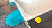 Packen Sie Ihre Badeente ein - 