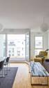 Wohnzimmer-19.jpg - HOMESK - Ruhige 3-Zimmer-Stadtwohnung mit Süd-Balkon & Tiefgarage in Berlin-Mitte