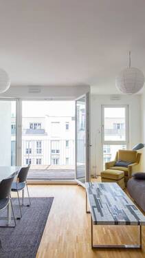 Wohnzimmer-19.jpg - HOMESK - Ruhige 3-Zimmer-Stadtwohnung mit Süd-Balkon & Tiefgarage in Berlin-Mitte