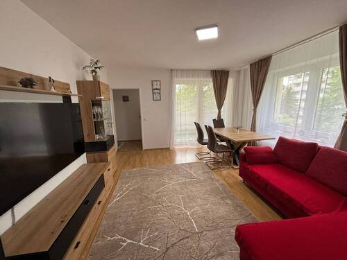 Wohnzimmer - 3 Zimmer Etagenwohnung zum Kaufen in Heusenstamm