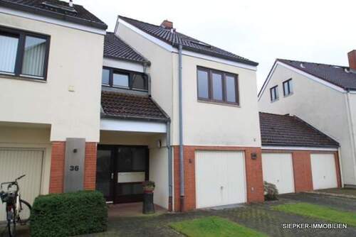 Straßenansicht - 2-Zimmer-Mietwohnung mit Balkon in ruhiger Lage von Braunschweig-Kanzlerfeld