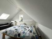 DG WE Wohn-/Schlafzimmer - 