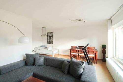 Wohnzimmer - 4 Zimmer Einfamilienhaus zum Kaufen in Königslutter am Elm