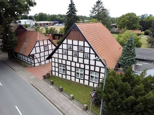 Frontansicht Haupthaus - 5 Zimmer Bauernhaus, Landhaus zum Kaufen in Stemwede-Dielingen
