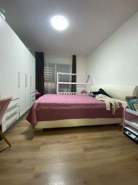 Schlafzimmer.jpg - 