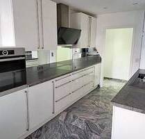 Sanierte 5 ZKB Luxuswohnung mit Loggia und Garage - Friedrichsthal Bildstock