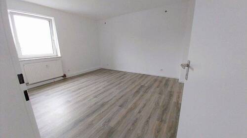 Zimmer 2 - Etagenwohnung mit 75,00 m&sup2; in Waldsassen zur Miete