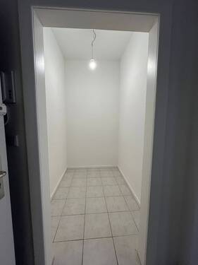 Abstellkammer - 2 Zimmer Etagenwohnung in Düsseldorf