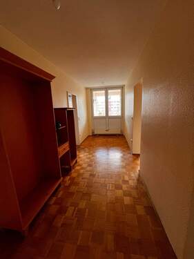 Flur - 4 Zimmer Etagenwohnung zur Miete in Nürnberg