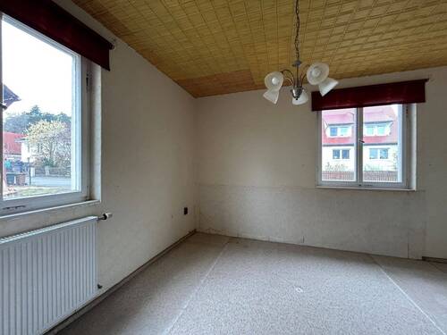 Zimmer im EG - 6 Zimmer Doppelhaushälfte in Herzogenaurach