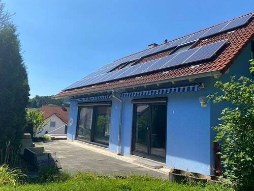 Außen/Terrasse - 6 Zimmer Einfamilienhaus zum Kaufen in Zimmern unter der Burg