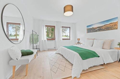 Schlafzimmer - Helle, großzügige 3-Zimmer-Wohnung - provisionsfrei zu verkaufen