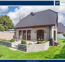 Stilvolles Einfamilienhaus mit sonnigen Aussichten auf idyllischem Grundstück im Süden Berlin