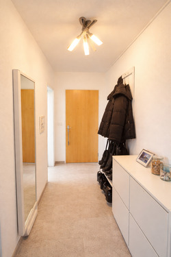 Flur - 2 Zimmer Etagenwohnung in Stuttgart