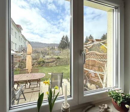 Blick zum Fuchsturm - Hochwertiges Eigenheim fertig zum Einzug in bester Lage mit Garage und Stellplatz
