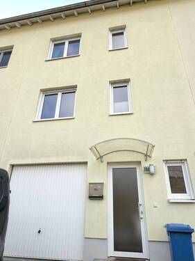 Hausfront - Reihenmittelhaus mit 154,00 m&sup2; in Jena zum Kaufen