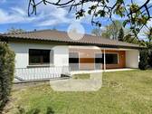 Titel - Sanierungsbedürftiges Wohnhaus mit großem Potenzial...Bungalow in Top-Wohnlage von Zeckern