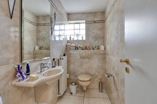 Gäste-WC - Einfamilienhaus mit 158,30 m² in Herne zum Kaufen