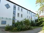 Gebäude Außensicht - 2 Zimmer Etagenwohnung zur Miete in Garching bei München