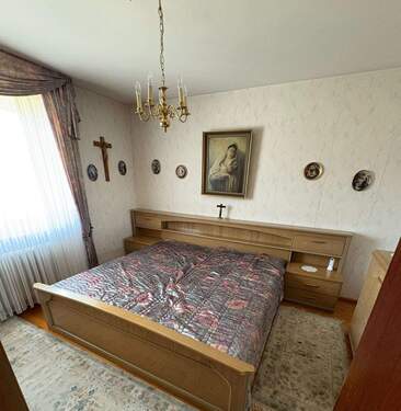 Schlafzimmer OG.JPG - 