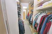 ... Ankleide im EG - 