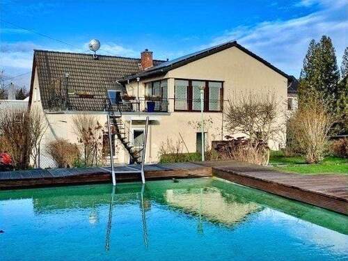 Hausansicht - 6 Zimmer Einfamilienhaus in Lengenfeld