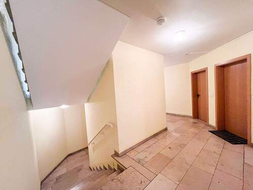 Treppenhaus - Etagenwohnung mit 58,20 m&sup2; in Leipzig zum Kaufen