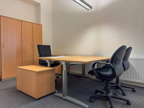 Büro 1 - 