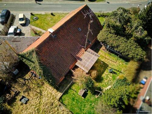Haus - 8 Zimmer Einfamilienhaus zum Kaufen in Bockhorn
