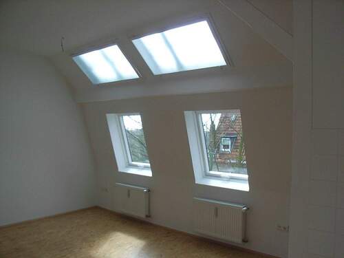 Hohe Decken - viel Licht Whg 7.JPG - 