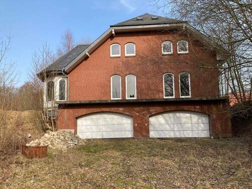 image00003 - Gebäudebestand mit Option zum Umbau eines Mehrfamilienhauses