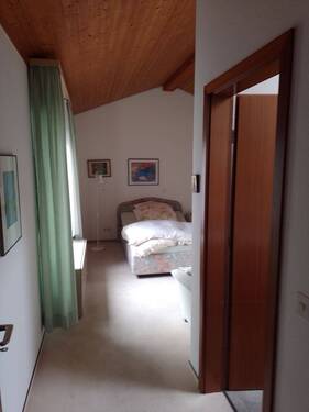 Gemütliches Schlafzimmer - 