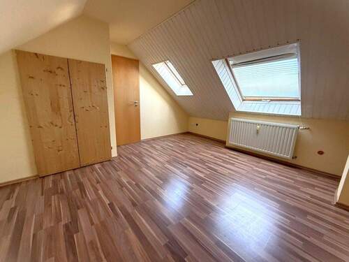 Dachstudio mit Speicherraum - 