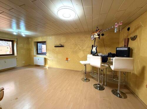 Souterrain Partyraum - 