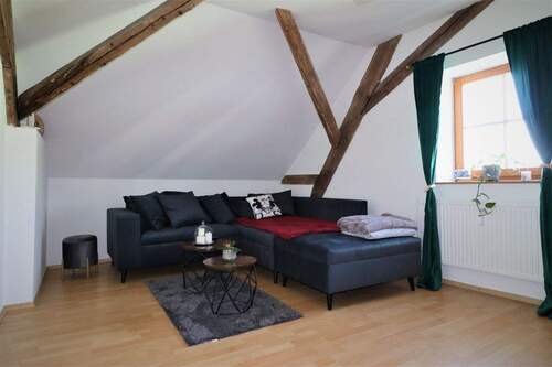 Wohnzimmer - 3 Zimmer Etagenwohnung in Rottenburg an der Laaber