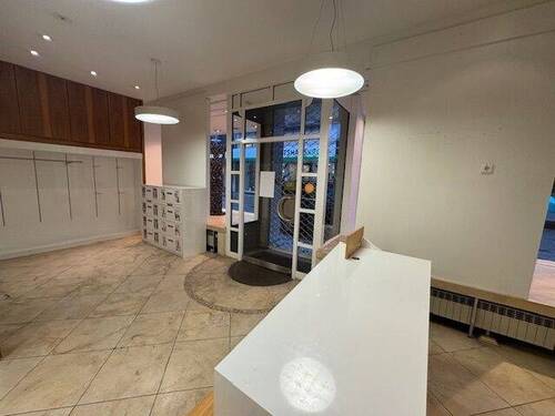 Eingangs- / Kasssenbereich - 