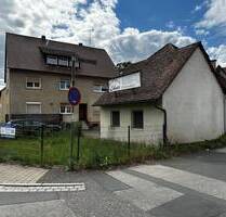 Dreifamilienhaus mit mehreren Nebengebäuden, sehr viel Nutzungsmöglichkeiten - Lauf an der Pegnitz Neunhof