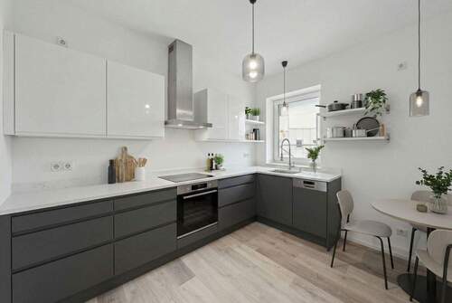 Einrichtungsbeispiel Küche - Exklusives Wohnen im Zentrum: 4 Raum Wohnung mit Balkon - Erstbezug