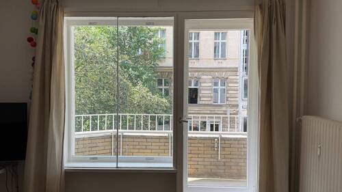 Balkon - Nollendorfkiez: 70 m² ohne Kompromisse - drei vollwertige Zimmer, Westbalkon, sofort frei