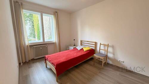 Schlafzimmer 1 - 